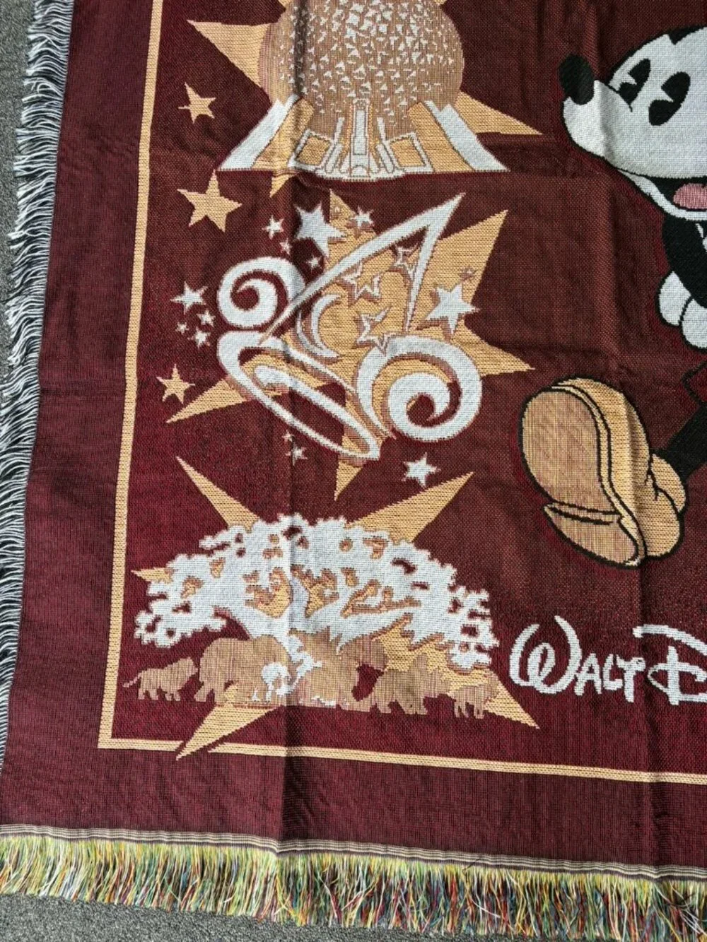 Vintage WALT DISNEY WORLD Woven Tapestry Throw Blanket Mickey Mouse 46x55 NEW